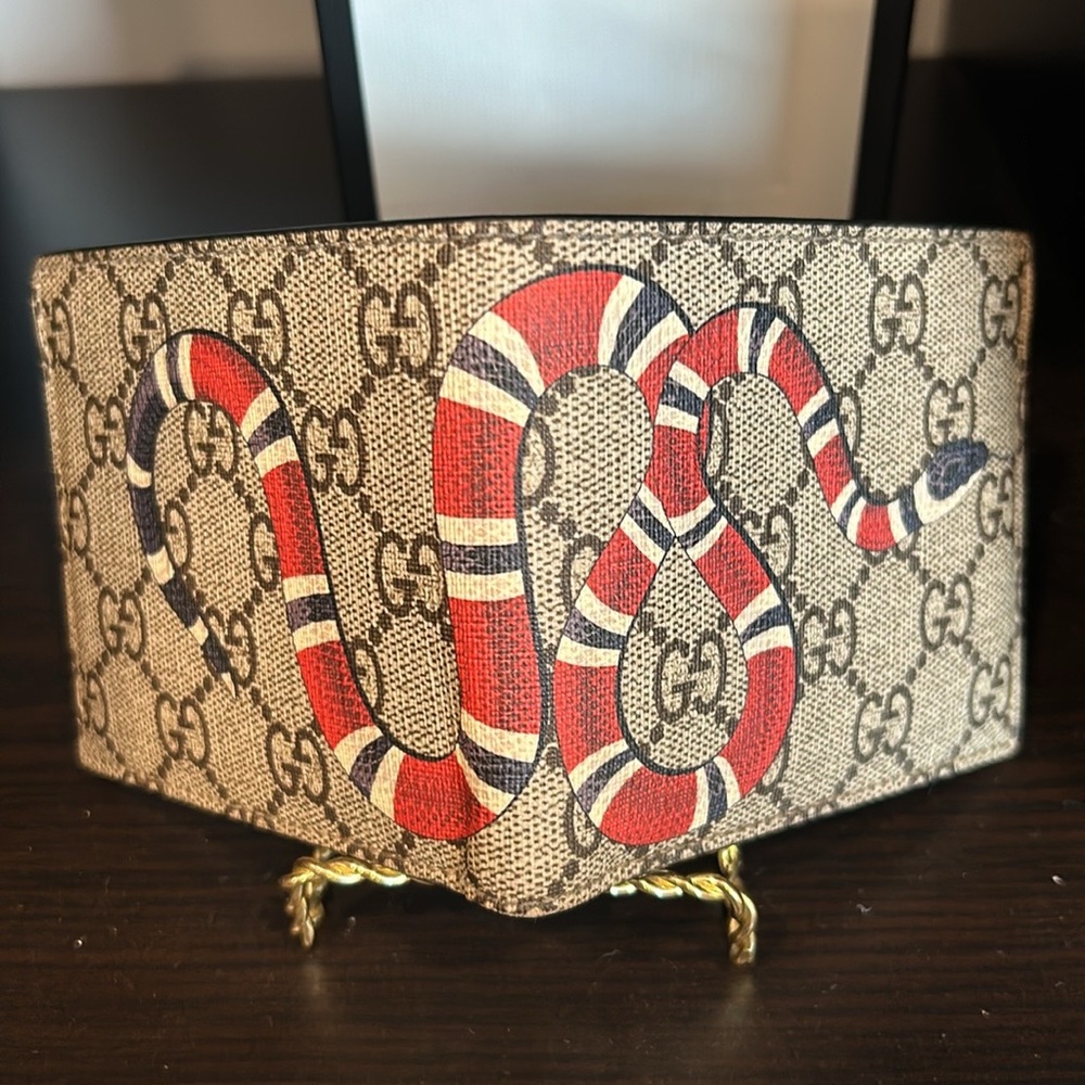Gucci kingsnake men’s wallet 100% leather